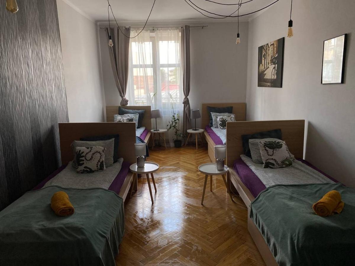 Real Vip Hostel Cracovie Extérieur photo