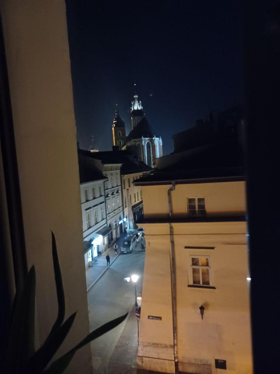 Real Vip Hostel Cracovie Extérieur photo