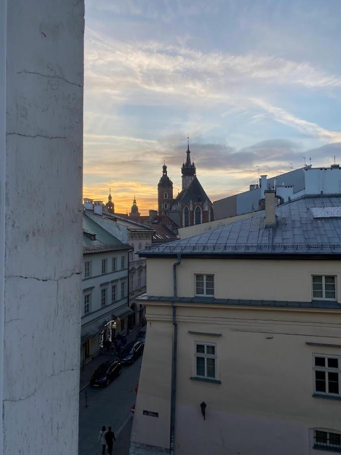 Real Vip Hostel Cracovie Extérieur photo